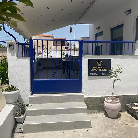 Estella's Lejlighed *